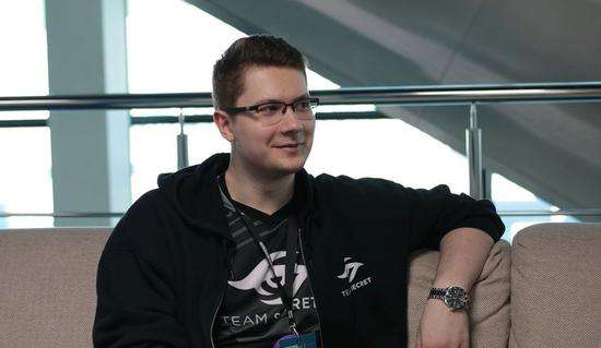 是一次低成 是一次低成